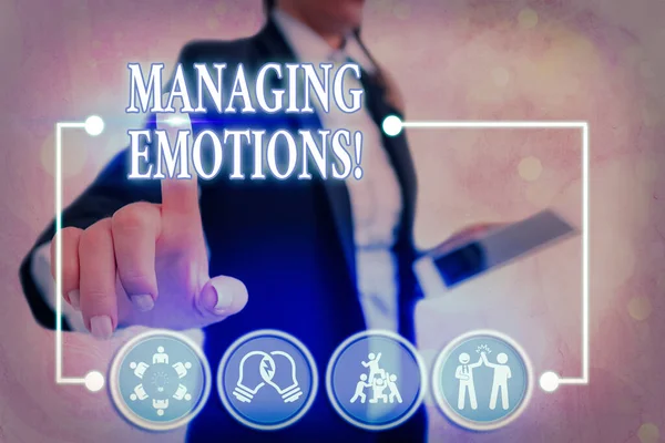 Conceptueel handschrift dat het beheersen van emoties weergeeft. Zakelijke foto tekst mogelijkheid openstaan voor gevoelens en moduleren ze in zichzelf. — Stockfoto