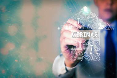 Webinar 'ı gösteren bir not yazıyorum. İş fotoğraflama semineri veya İnternet 'te yer alan diğer sunum türleri.