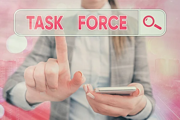 Escribir texto a mano Task Force. Concepto que significa un grupo de mostrar que se reúnen para hacer un trabajo en particular . — Foto de Stock