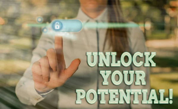 Conceptuele handschrift waaruit blijkt Unlock Your Potential. Zakelijke foto presentatie release mogelijkheden Onderwijs en goede training is de sleutel. — Stockfoto