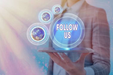 Bizi Takip Et 'i gösteren kavramsal el yazısı. İş fotoğraflarının sergilenmesi bir gösteri ya da grubu şirketine davet etmek ve NASA tarafından desteklenen bu görüntünün unsurlarını almak için..