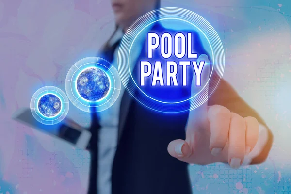 Schrijfbriefje met Pool Party. Zakelijke foto showcasing viering die activiteiten in een zwembad bevat Elementen van deze afbeelding ingericht door NASA. — Stockfoto