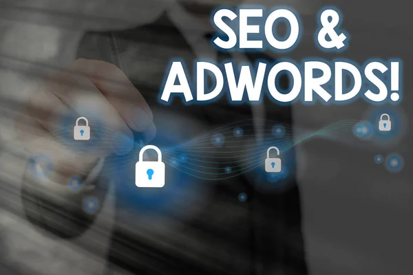 Szöveges jel mutatja SEO és az AdWords. Fogalmi fotó ezek fő eszköz összetevői Search Engine Marketing. — Stock Fotó