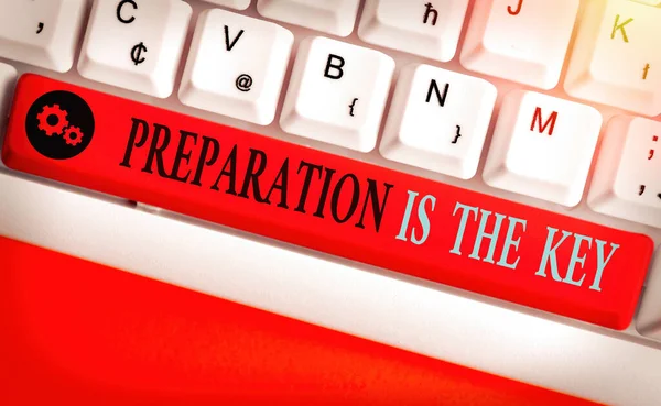Palavra escrita texto Preparação é a chave. Conceito de negócio para ele reduz erros e encurta as atividades . — Fotografia de Stock