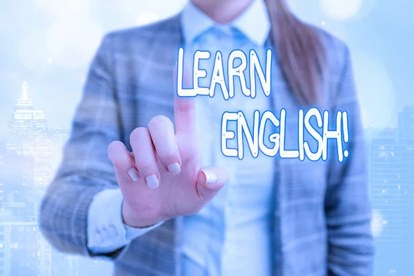 Pisanie pisma ręcznego Nauka angielskiego. Koncepcja oznacza zdobycie wiedzy w nowym języku poprzez naukę. — Zdjęcie stockowe