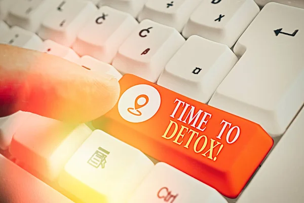 Textový znak zobrazující čas do detoxu. Konceptuální fotografie při čištění těla toxinů nebo zastavení konzumace drog. — Stock fotografie
