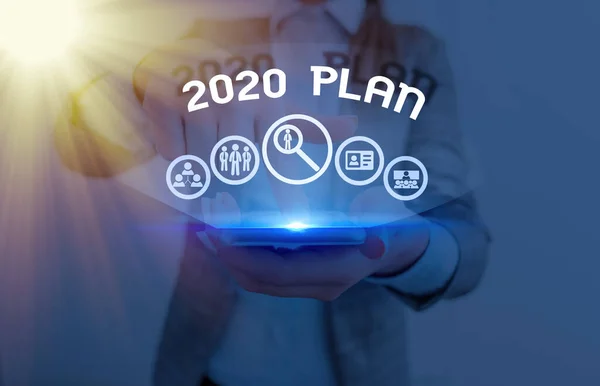 2020 Planı 'nı gösteren kavramsal el yazısı. Mevcut yıl veya 2020 yılındaki hedeflerinizi ve planlarınızı belirleyen iş fotoğrafı sergisi. — Stok fotoğraf