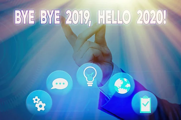 Текст написання слів "Bwell Bye 2020 Hello 2020". Концепція бізнесу для прощання з минулим роком і привітання ще одного хорошого . — стокове фото