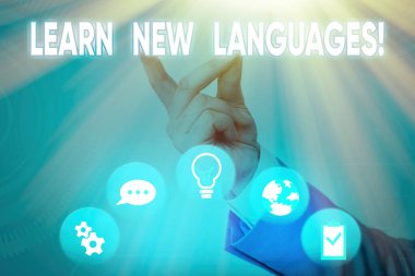 Kelime yazma metni Yeni Diller Öğrenin. Yabancı dilde iletişim kurma yeteneği geliştirme konsepti.