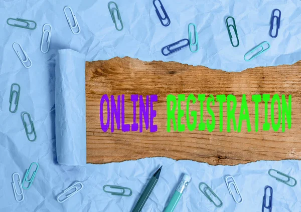 Handschriftliche Online-Registrierung. Konzept bedeutet System zur Anmeldung oder Registrierung über das Internet. — Stockfoto