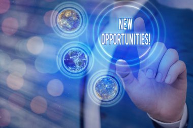 Yeni Fırsatları gösteren metin işareti. NASA tarafından desteklenen bu görüntünün unsurlarına ulaşmak için kavramsal fotoğraf değişimi koşulları uygun.