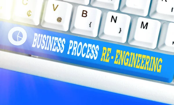 Sinal de texto mostrando Business Process Re Engineering. Foto conceitual a análise e design de fluxos de trabalho . — Fotografia de Stock