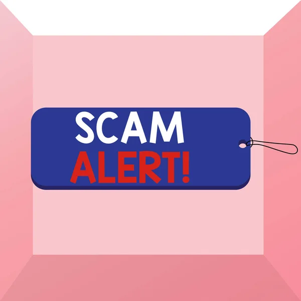 이 문서는 Scam Alert 를 보여 주고 있다. 사업 사진에는 사기나 사기에 대해 누군가에게 경고하는 광고가 나오고 있다.. — 스톡 사진