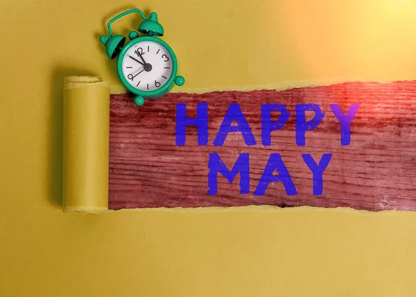 Semn text care arată Happy May. Fotografie conceptuală O lună nouă fericită Cele mai bune urări Fresh Start Celebrating Holiday . — Fotografie, imagine de stoc