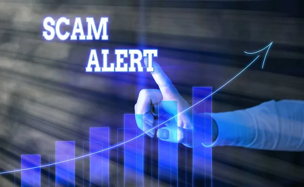 Escrita de mão conceitual mostrando Scam Alert. Foto de negócios mostrando avisando alguém sobre esquema ou fraude notar qualquer incomum . — Fotografia de Stock