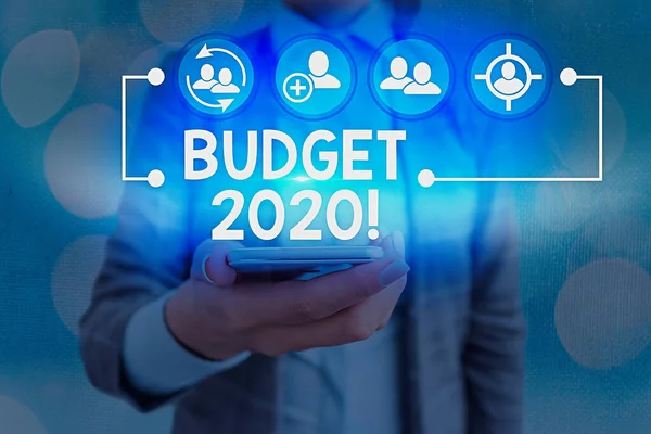 Escrita de mão conceitual mostrando Orçamento 2020. Foto de negócios mostrando estimativa de receitas e despesas para o ano em curso . — Fotografia de Stock