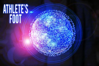 El yazısı Atlet Ayak. Kavram, NASA tarafından desteklenen bu görüntünün kabarcıklarıyla işaretlenmiş ayağın mantar enfeksiyonu anlamına gelir..