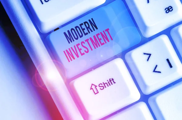 Texte d'écriture Word Modern Investment. Concept d'entreprise pour les pouvoirs le concept d'investissement de diversification . — Photo