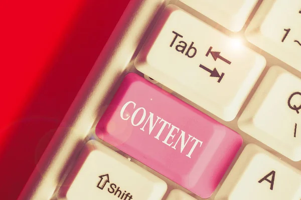 Handgeschreven tekst schrijven van Content. Begrip betekenis van dingen opgenomen in iets Marketing materiaal staat van geluk. — Stockfoto