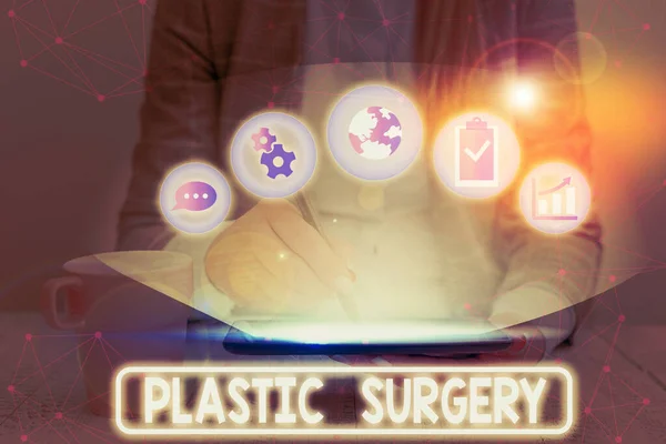 Plastik Cerrahi 'yi gösteren bir mesaj. Doku nakliyle vücudun parçalarını onaran kavramsal fotoğraf.. — Stok fotoğraf