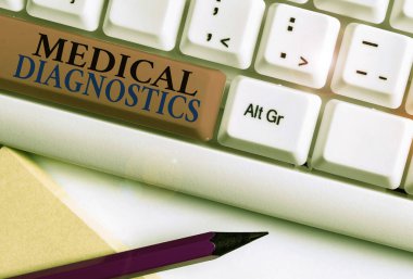 Tıbbi teşhisleri gösteren kavramsal el yazısı. İş fotoğrafı metni tanıdaki değerin bir belirtisi veya karakteristiği.