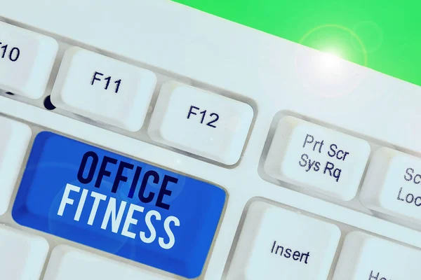 Sinal de texto mostrando Office Fitness. Foto conceitual Incentivar o estilo de vida fitness e equilíbrio no local de trabalho . — Fotografia de Stock