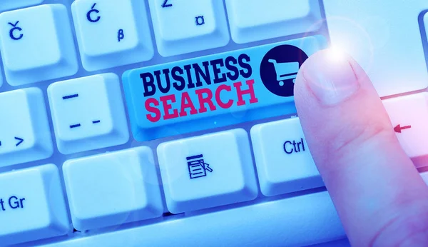 Escritura a mano conceptual que muestra Business Search. Texto de foto de negocios el acto de buscar información valiosa sobre una empresa . — Foto de Stock