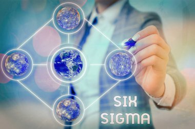 Kelime yazma metni Altı Sigma. NASA tarafından desteklenen bu görüntünün iş süreçlerini geliştirmeye yönelik yönetim teknikleri seti konsepti.