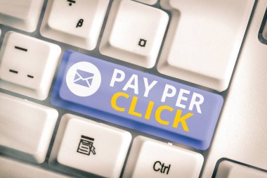 El yazısı, tıklama başına öde. Ödemenin tıklamalara dayandığı internet pazarlaması anlamına gelen kavram.