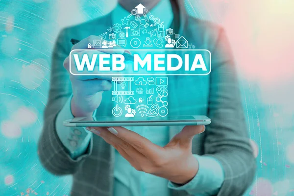 Texto para escribir palabras Web Media. Concepto de negocio para las formas audiovisuales de comunicación presentadas en la web . — Foto de Stock