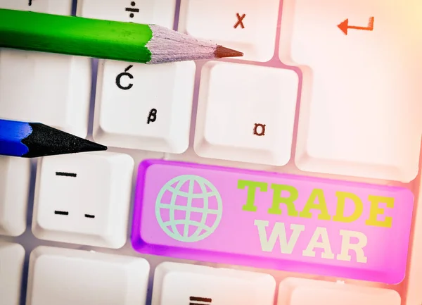 Signo de texto que muestra Trade War. Foto conceptual: una situación en la que los países tratan de dañarse mutuamente es el comercio . — Foto de Stock