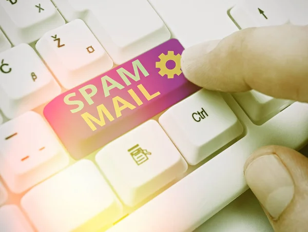 Słowo pisanie tekstu Spam Mail. Koncepcja biznesowa dla reklamy inwazyjnej Niewłaściwe wiadomości wysyłane w Internecie. — Zdjęcie stockowe