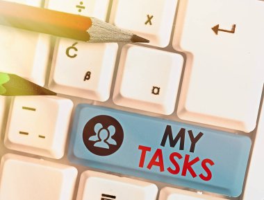 Görevlerimi gösteren metin işareti. Kavramsal fotoğraf belirli bir süre içinde bitirilmesi gereken bir iş..