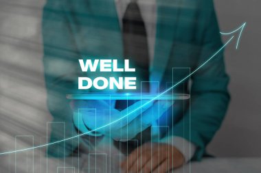 El yazısı iyi iş çıkardın. Kavram demek, görevini ya da işini mükemmel bir şekilde yaptığını gösterir..