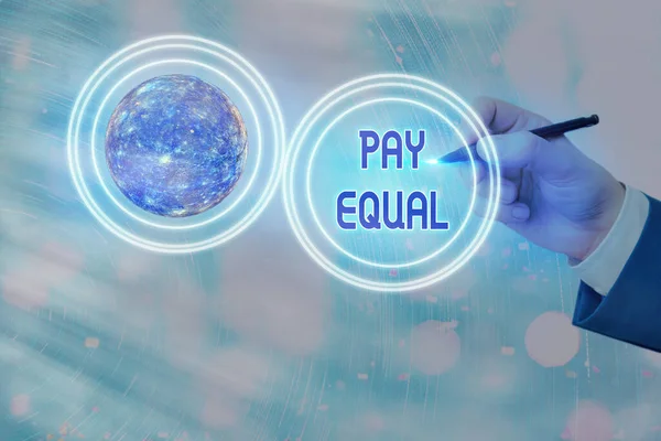 Escrita de mão conceitual mostrando Pay Equal. Texto para fotos de negócios Princípio da não discriminação em compensação pelo trabalho Elementos desta imagem fornecidos pela NASA . — Fotografia de Stock