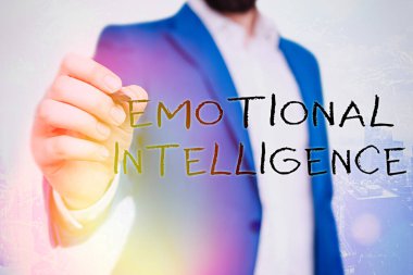 El yazısı, duygusal zeka. Kişisel ve Sosyal Farkındalık kavramı ilişkileri iyi idare eder.