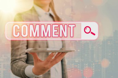 Kavramsal el yorum gösterilen yazma. Sözlü yazılı açıklama görüş iletişim tepki ifade vitrine iş fotoğraf.