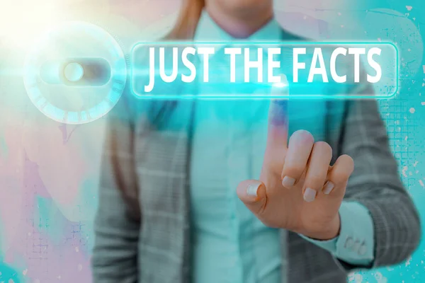 Tulisan kata Just The Facts. Konsep bisnis untuk memiliki informasi yang benar tentang rincian yang tepat. — Stok Foto