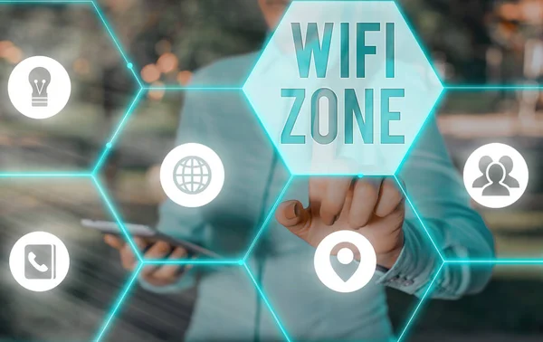 A Wifi Zónát ábrázoló levél. Üzleti fotó bemutató vezeték nélküli nagy sebességű internet és hálózati kapcsolatok. — Stock Fotó