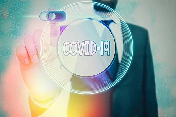 Fogalmi kézírás Covid19-ről. Üzleti fotó szöveg enyhe vagy súlyos légzőszervi betegség, amely által okozott egy coronavirus. — Stock Fotó