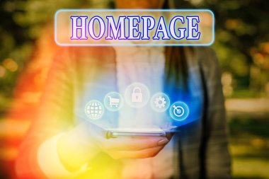 Anasayfayı gösteren mesaj işareti. Kavramsal fotoğraf, site için içerik tablosunun giriş sayfası.