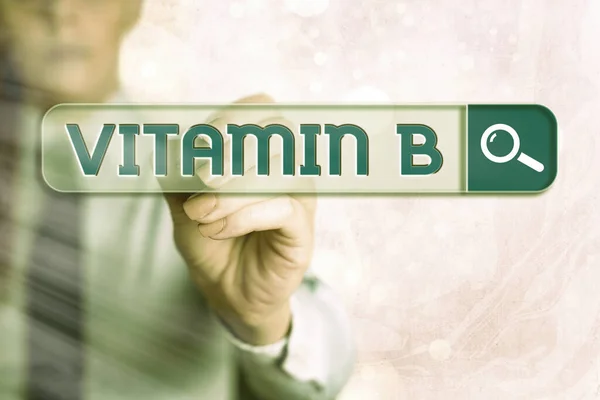 Texto de escritura de palabras Vitamina B. Concepto de negocio para Nutriente que ayuda a mantener el nervio del cuerpo y las células sanguíneas saludables . —  Fotos de Stock