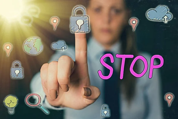 Szöveg írása Stop szó. Üzleti koncepció véget megakadályozzák tegyenek lépéseket az esemény bekövetkeztét. — Stock Fotó