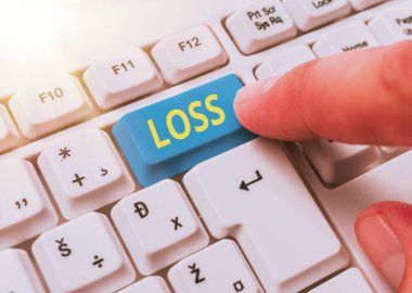 El yazısı kayıp metni. Artık bir şeye sahip olmadığınız ya da daha az bir şeye sahip olmadığınız gerçeğini kabul etmek..