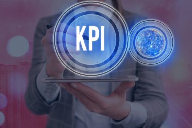 Kpi 'yi gösteren metin işareti. Kavramsal fotoğraf NASA tarafından desteklenen bu görüntünün belirli aktivite unsurlarında bir organizasyonun başarısını değerlendir.