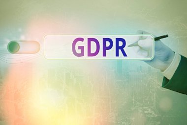 Gdpr gösteren metin işareti. Vatandaşların verilerini ve mahremiyetini koruyan kavramsal fotoğraf düzenlemesi.