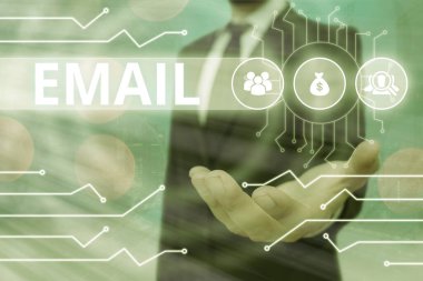 E-postayı gösteren kavramsal el yazısı. Posta kullanan bir grup kişiye ticari bir mesaj gönderiliyor.