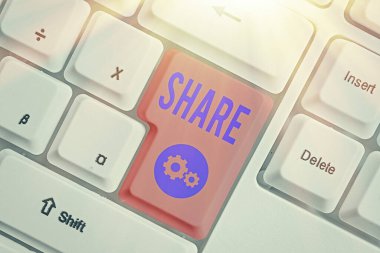 El yazısı metni yazısını paylaş. Konsept, tam ya da uygun bölüm ya da ayrılmış ya da ait ya da borçlu olunan kısım anlamına gelir.