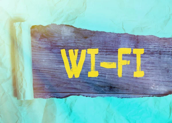 Texto de escritura de palabras Wi Fi. Concepto de negocio para tecnologías de radio comúnmente utilizadas para redes inalámbricas de área local . — Foto de Stock
