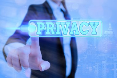 Kavramsal el gizlilik gösterilen yazma. Demonstratingal konularda ve bilgi bir sır olarak tutmak için sağ vitrine iş fotoğraf.